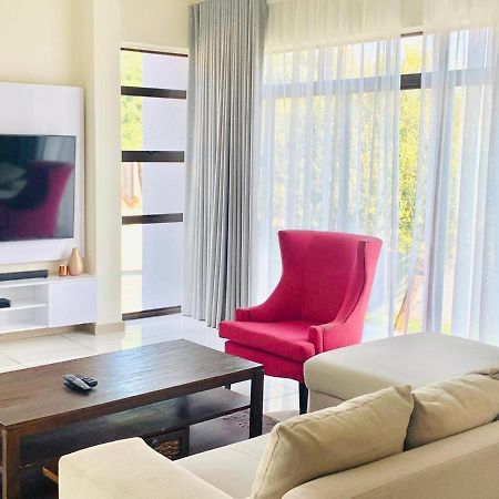 774Ways Holiday Home Хартбееспоорт Екстериор снимка